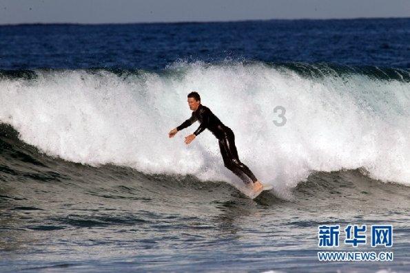 海南文昌中行网点为“候鸟”客户打造服务通道